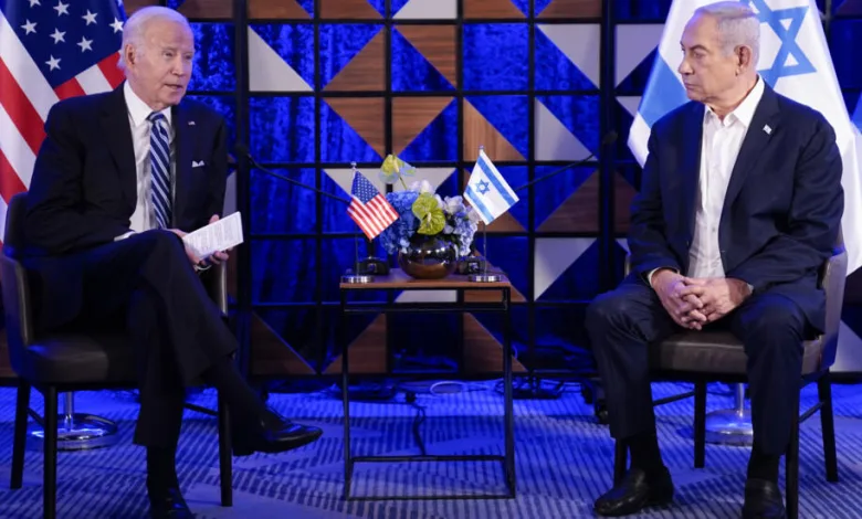 Au lendemain de l’explosion annoncée dans un hôpital de Gaza, le président des Etats-Unis, Joe Biden, effectue une visite de solidarité en Israël. Joe Biden s’est dit mardi « indigné et profondément attristé » par ce drame.